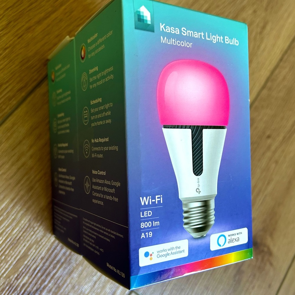 KASA Smart Light Bulb Multicolor Wifi 2 Pack NEW NWT